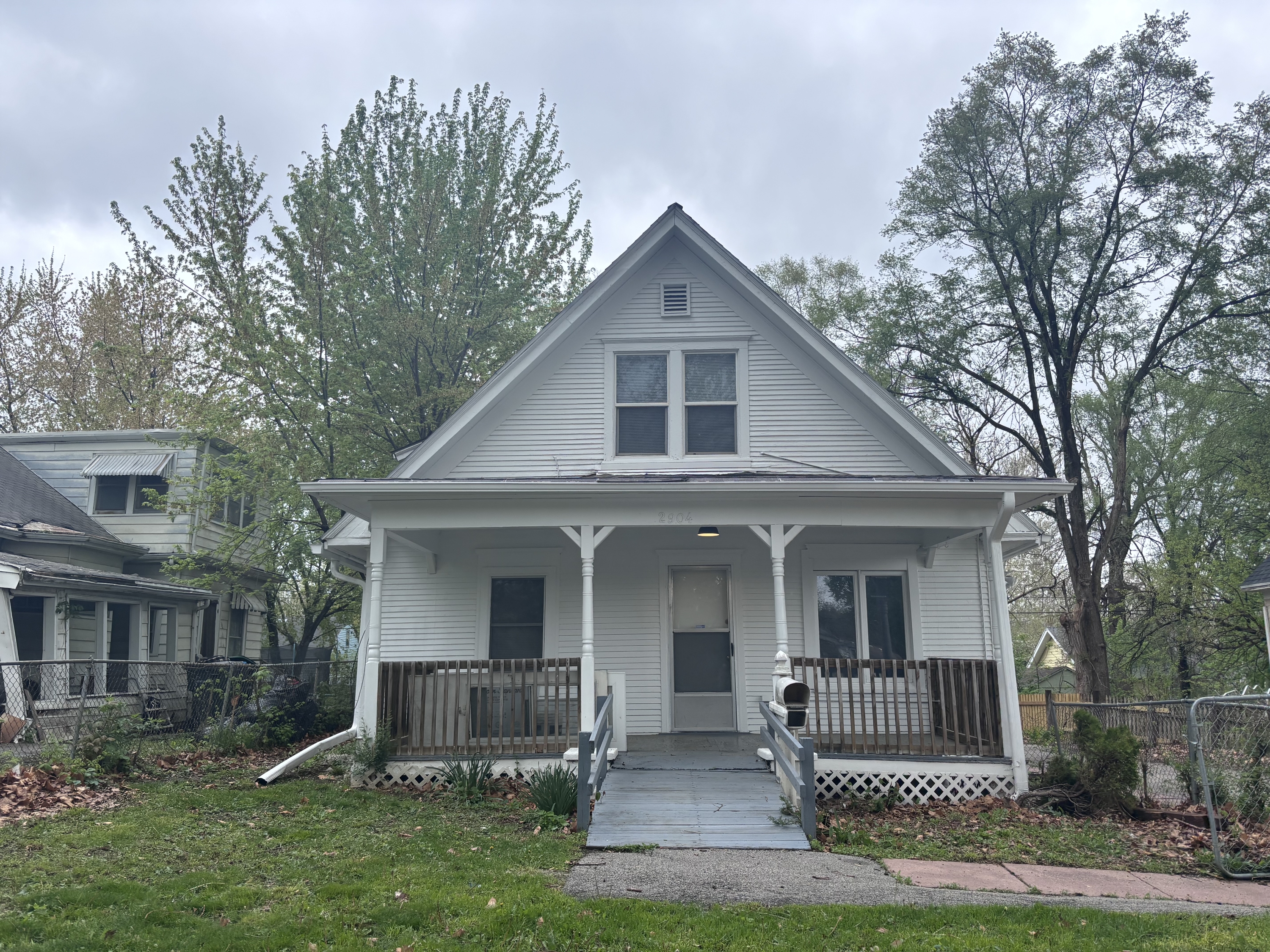 Property main image